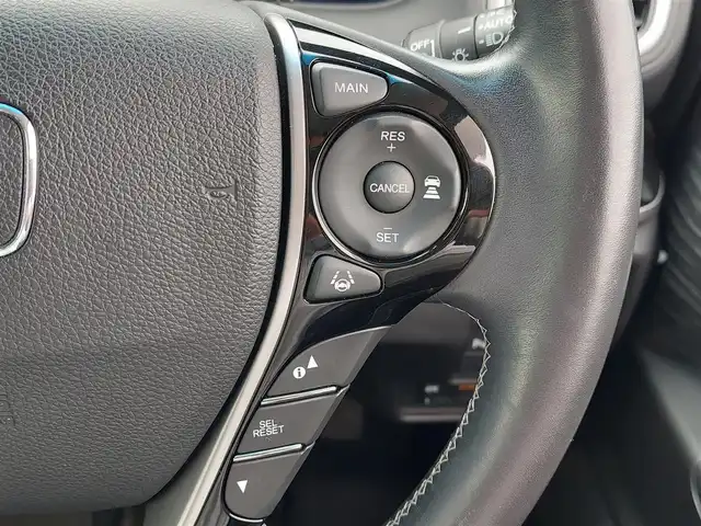 ホンダ オデッセイ ハイブリッド アブソルート ホンダセンシング 東京都 2016(平28)年 3.2万km ホワイトオーキッドパール Honda SENSING/・衝突軽減ブレーキ/・誤発進抑制機能/・歩行者事故低減ステアリング/・路外逸脱抑制機能/・アダプティブクルーズコントロール/・車線維持支援システム/・先行車発進お知らせ機能/・コーナーセンサー/プッシュスタート/純正ナビ/フルセグTV/バックカメラ/ETC/ドライブレコーダー/両側パワースライドドア/ハーフレザーシート/運転席パワーシート/オットマン/後席ロールサンシェード/LEDヘッドライト/ドアバイザー/17インチ純正アルミホイール/スマートキー