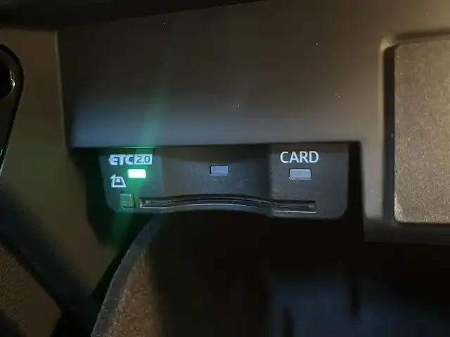 アウディ Ｓ５ スポーツバック 岐阜県 2018(平30)年 2.9万km グレイシアホワイトメタリック マトリクスＬＥＤヘッドライト/アダプティブクルーズコントロール/アクティブレーンアシスト/サイドアシスト/プレセンスシティ/プレセンスリア/アンビエントライティング/MMIナビゲーション/TVチューナー/スマートフォンインターフェイス/Bluetooth/全方位カメラ/前席パワーシート/運転席メモリー付/シートヒーター/ブラックグリル