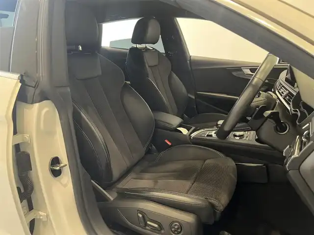 アウディ Ｓ５ スポーツバック 岐阜県 2018(平30)年 2.9万km グレイシアホワイトメタリック マトリクスＬＥＤヘッドライト/アダプティブクルーズコントロール/アクティブレーンアシスト/サイドアシスト/プレセンスシティ/プレセンスリア/アンビエントライティング/MMIナビゲーション/TVチューナー/スマートフォンインターフェイス/Bluetooth/全方位カメラ/前席パワーシート/運転席メモリー付/シートヒーター/ブラックグリル