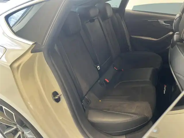 アウディ Ｓ５ スポーツバック 岐阜県 2018(平30)年 2.9万km グレイシアホワイトメタリック マトリクスＬＥＤヘッドライト/アダプティブクルーズコントロール/アクティブレーンアシスト/サイドアシスト/プレセンスシティ/プレセンスリア/アンビエントライティング/MMIナビゲーション/TVチューナー/スマートフォンインターフェイス/Bluetooth/全方位カメラ/前席パワーシート/運転席メモリー付/シートヒーター/ブラックグリル