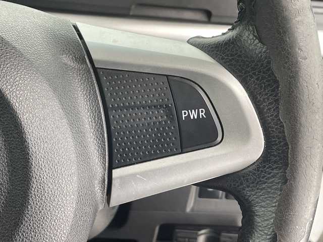 ダイハツ タント カスタムRSトップED VS SAⅢ 千葉県 2019(平31)年 6.6万km パールホワイトⅢ 純正SDナビ【AM/FM/BT/CD/DVD】/両側パワースライドドア/アラウンドビューモニター/横滑り防止装置/衝突被害軽減システム/レーンキープアシスト/アイドリングストップ/オートライト/オートマチックハイビーム/LEDヘッドランプ/純正AW15インチ/シートヒーター【運転席側】/USB入力端子/ドライブレコーダー【前側】/フルセグTV