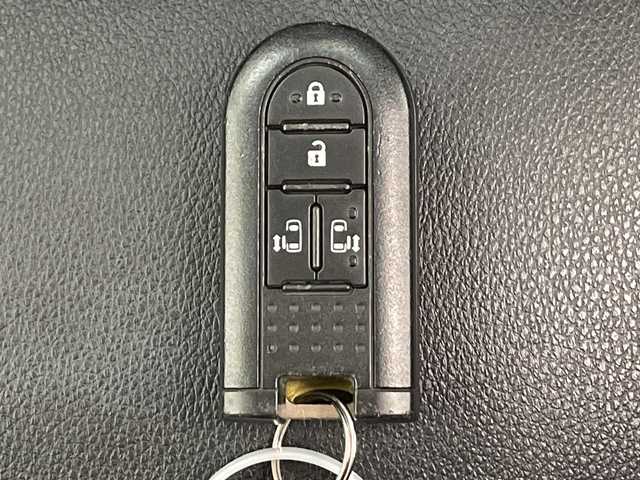 ダイハツ タント カスタムRSトップED VS SAⅢ 千葉県 2019(平31)年 6.6万km パールホワイトⅢ 純正SDナビ【AM/FM/BT/CD/DVD】/両側パワースライドドア/アラウンドビューモニター/横滑り防止装置/衝突被害軽減システム/レーンキープアシスト/アイドリングストップ/オートライト/オートマチックハイビーム/LEDヘッドランプ/純正AW15インチ/シートヒーター【運転席側】/USB入力端子/ドライブレコーダー【前側】/フルセグTV