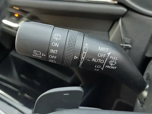 マツダ ＣＸ－３０ XD プロアクティブツーリングセレクション 東京都 2023(令5)年 2.8万km ソウルレッドクリスタルM 衝突軽減ブレーキ/レーントレーシングアシスト/ハイビームアシスト/ブラインドスポットアシスト/ヘッドアップディスプレイ/純正SDナビ/全周囲カメラ/CD/DVDプレイヤー/フルセグTV/HDMI/AppleCarplay/androidauto/レーダークルーズコントロール/クリアランスソナー/LEDライト/純正ドライブレコーダー/ビルトインETC2.0/運転席パワーシート/シートヒーター/ステアリングヒーター