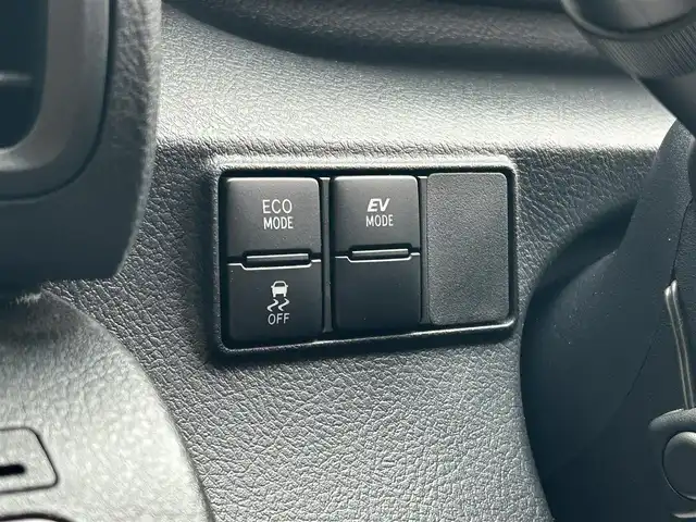 トヨタ シエンタ ハイブリッド ファンベースG 香川県 2019(令1)年 2.1万km ホワイトパールクリスタルシャイン ワンオーナー/純正SDナビ/【CD/DVDフルセグ】/全方位カメラ/両側パワースライドドア/トヨタセーフティセンス/プリクラッシュセーフティ/オートハイビーム/レーンキープ/クルーズコントロール/前席シートヒーター/ハンドルヒーター/ドライブレコーダー/純正15インチアルミ/ETC2.0