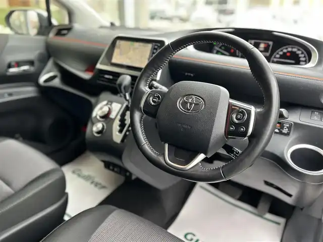 トヨタ シエンタ ハイブリッド ファンベースG 香川県 2019(令1)年 2.1万km ホワイトパールクリスタルシャイン ワンオーナー/純正SDナビ/【CD/DVDフルセグ】/全方位カメラ/両側パワースライドドア/トヨタセーフティセンス/プリクラッシュセーフティ/オートハイビーム/レーンキープ/クルーズコントロール/前席シートヒーター/ハンドルヒーター/ドライブレコーダー/純正15インチアルミ/ETC2.0