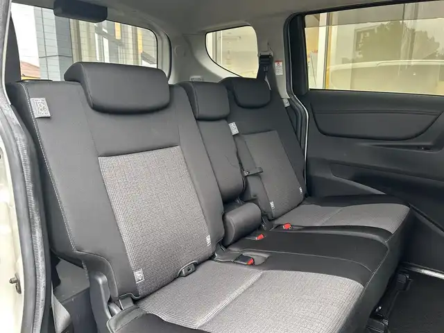 トヨタ シエンタ ハイブリッド ファンベースG 香川県 2019(令1)年 2.1万km ホワイトパールクリスタルシャイン ワンオーナー/純正SDナビ/【CD/DVDフルセグ】/全方位カメラ/両側パワースライドドア/トヨタセーフティセンス/プリクラッシュセーフティ/オートハイビーム/レーンキープ/クルーズコントロール/前席シートヒーター/ハンドルヒーター/ドライブレコーダー/純正15インチアルミ/ETC2.0