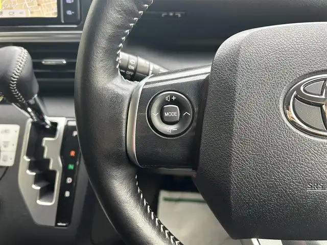 トヨタ シエンタ ハイブリッド ファンベースG 香川県 2019(令1)年 2.1万km ホワイトパールクリスタルシャイン ワンオーナー/純正SDナビ/【CD/DVDフルセグ】/全方位カメラ/両側パワースライドドア/トヨタセーフティセンス/プリクラッシュセーフティ/オートハイビーム/レーンキープ/クルーズコントロール/前席シートヒーター/ハンドルヒーター/ドライブレコーダー/純正15インチアルミ/ETC2.0