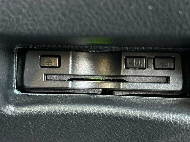 トヨタ シエンタ G クエロ 愛媛県 2020(令2)年 5.9万km ブラックマイカ 純正Panasonicナビ/（Bluetooth/フルセグTV/SD）/衝突軽減ブレーキ/LEDヘッドライト/オートマチックハイビーム/コーナーセンサー/両側パワースライドドア/バックカメラ/ETC/3列シート/スマートキー/横滑り防止装置/レーンキープアシスト/パーキングアシスト