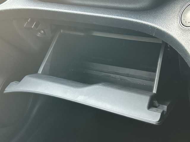 トヨタ シエンタ G クエロ 愛媛県 2020(令2)年 5.9万km ブラックマイカ 純正Panasonicナビ/（Bluetooth/フルセグTV/SD）/衝突軽減ブレーキ/LEDヘッドライト/オートマチックハイビーム/コーナーセンサー/両側パワースライドドア/バックカメラ/ETC/3列シート/スマートキー/横滑り防止装置/レーンキープアシスト/パーキングアシスト