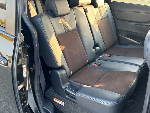 トヨタ シエンタ G クエロ 愛媛県 2020(令2)年 5.9万km ブラックマイカ 純正Panasonicナビ/（Bluetooth/フルセグTV/SD）/衝突軽減ブレーキ/LEDヘッドライト/オートマチックハイビーム/コーナーセンサー/両側パワースライドドア/バックカメラ/ETC/3列シート/スマートキー/横滑り防止装置/レーンキープアシスト/パーキングアシスト