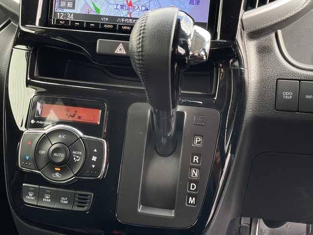 スズキ ソリオ バンディット HV MV 千葉県 2020(令2)年 3.4万km ピュアホワイトP 純正ナビ/前後ドライブレコーダー/衝突被害軽減システム/車線逸脱警報/バックカメラ/クルーズコントロール/両側パワースライドドア/横滑り防止装置/ETC/アイドリングストップ/LEDヘッドライト/フォグランプ/オートライト/ウィンカーミラー/電動格納ミラー/純正15インチAW/シートリフター/プッシュスタート/スマートキー/フロアマット/スペアキー/取扱説明書/保証書