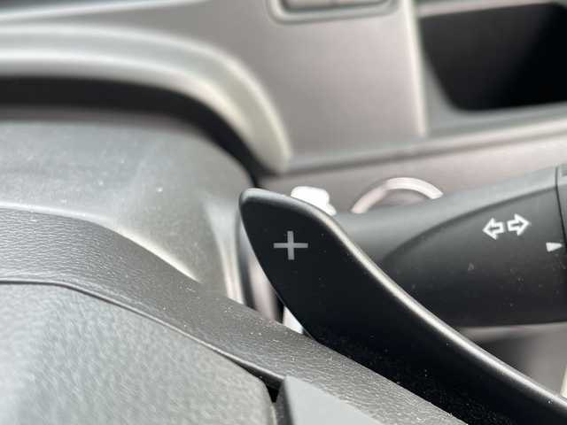 スズキ ソリオ バンディット HV MV 千葉県 2020(令2)年 3.4万km ピュアホワイトP 純正ナビ/前後ドライブレコーダー/衝突被害軽減システム/車線逸脱警報/バックカメラ/クルーズコントロール/両側パワースライドドア/横滑り防止装置/ETC/アイドリングストップ/LEDヘッドライト/フォグランプ/オートライト/ウィンカーミラー/電動格納ミラー/純正15インチAW/シートリフター/プッシュスタート/スマートキー/フロアマット/スペアキー/取扱説明書/保証書