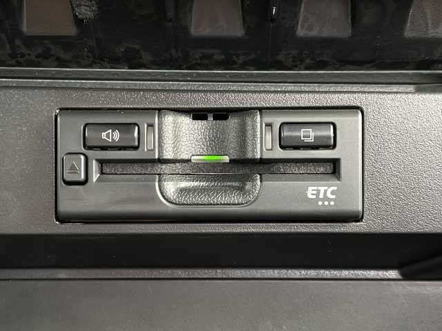 スズキ ソリオ バンディット HV MV 千葉県 2020(令2)年 3.4万km ピュアホワイトP 純正ナビ/前後ドライブレコーダー/衝突被害軽減システム/車線逸脱警報/バックカメラ/クルーズコントロール/両側パワースライドドア/横滑り防止装置/ETC/アイドリングストップ/LEDヘッドライト/フォグランプ/オートライト/ウィンカーミラー/電動格納ミラー/純正15インチAW/シートリフター/プッシュスタート/スマートキー/フロアマット/スペアキー/取扱説明書/保証書