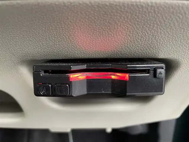 ダイハツ キャスト スタイル G SAⅢ 富山県 2017(平29)年 8.8万km ダークエメラルドマイカ 純正ナビ【NSZN-X67D】/(AM/FM/CD/DVD/SD/USB/BT)/フルセグTV/アラウンドビューモニター/衝突被害軽減ブレーキ/レーンキープアシスト/オートマチックハイビーム/LEDヘッドライト/リアパーキングセンサー/ドライブレコーダー/ETC/純正フロアマット/純正１５インチAW/スマートキー/プッシュスタート