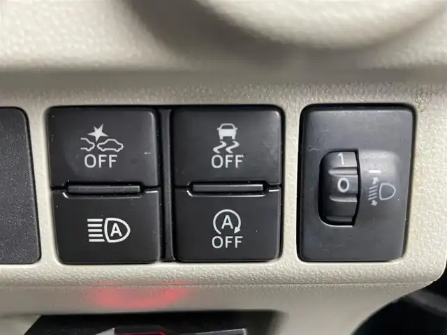 ダイハツ キャスト スタイル G SAⅢ 富山県 2017(平29)年 8.8万km ダークエメラルドマイカ 純正ナビ【NSZN-X67D】/(AM/FM/CD/DVD/SD/USB/BT)/フルセグTV/アラウンドビューモニター/衝突被害軽減ブレーキ/レーンキープアシスト/オートマチックハイビーム/LEDヘッドライト/リアパーキングセンサー/ドライブレコーダー/ETC/純正フロアマット/純正１５インチAW/スマートキー/プッシュスタート