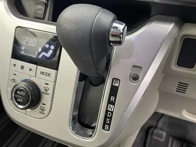 ダイハツ キャスト スタイル G SAⅢ 富山県 2017(平29)年 8.8万km ダークエメラルドマイカ 純正ナビ【NSZN-X67D】/(AM/FM/CD/DVD/SD/USB/BT)/フルセグTV/アラウンドビューモニター/衝突被害軽減ブレーキ/レーンキープアシスト/オートマチックハイビーム/LEDヘッドライト/リアパーキングセンサー/ドライブレコーダー/ETC/純正フロアマット/純正１５インチAW/スマートキー/プッシュスタート