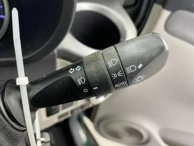 ダイハツ キャスト スタイル G SAⅢ 富山県 2017(平29)年 8.8万km ダークエメラルドマイカ 純正ナビ【NSZN-X67D】/(AM/FM/CD/DVD/SD/USB/BT)/フルセグTV/アラウンドビューモニター/衝突被害軽減ブレーキ/レーンキープアシスト/オートマチックハイビーム/LEDヘッドライト/リアパーキングセンサー/ドライブレコーダー/ETC/純正フロアマット/純正１５インチAW/スマートキー/プッシュスタート