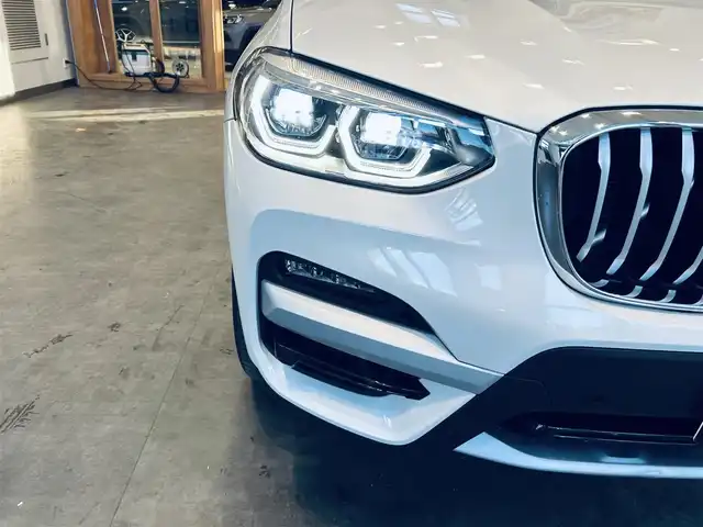 ＢＭＷ Ｘ３ xDrive20d Xライン 大阪府 2021(令3)年 3万km ミネラルホワイト 純正ナビ/TV/360度カメラ/applecarplay/HUD/ACC/純正19インチAW/LEDヘッドライト/電動リアゲート/ブラインドスポット/クリアランスソナー/ワイヤレス充電/ルーフレール/茶革/パワーシート/Dシートメモリ/シートヒーター