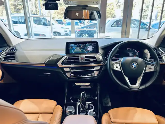 ＢＭＷ Ｘ３ xDrive20d Xライン 大阪府 2021(令3)年 3万km ミネラルホワイト 純正ナビ/TV/360度カメラ/applecarplay/HUD/ACC/純正19インチAW/LEDヘッドライト/電動リアゲート/ブラインドスポット/クリアランスソナー/ワイヤレス充電/ルーフレール/茶革/パワーシート/Dシートメモリ/シートヒーター
