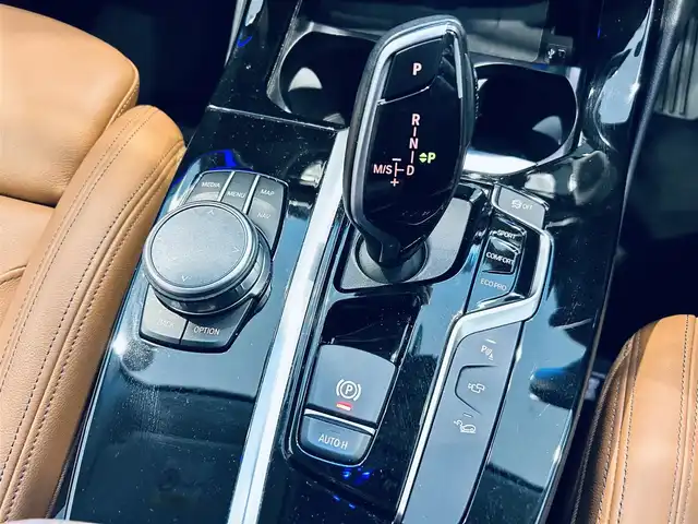 ＢＭＷ Ｘ３ xDrive20d Xライン 大阪府 2021(令3)年 3万km ミネラルホワイト 純正ナビ/TV/360度カメラ/applecarplay/HUD/ACC/純正19インチAW/LEDヘッドライト/電動リアゲート/ブラインドスポット/クリアランスソナー/ワイヤレス充電/ルーフレール/茶革/パワーシート/Dシートメモリ/シートヒーター