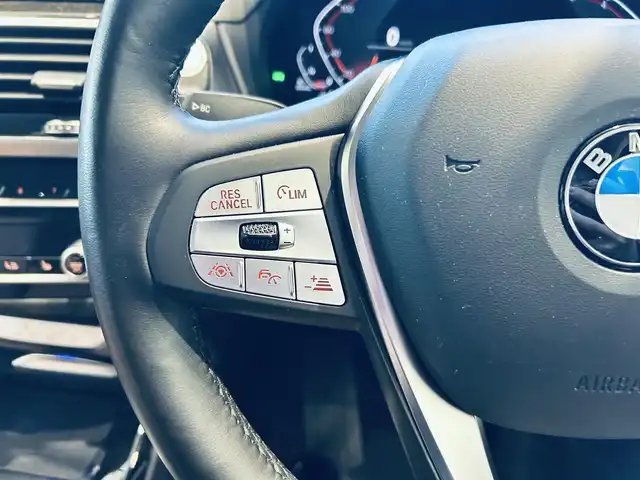 ＢＭＷ Ｘ３ xDrive20d Xライン 大阪府 2021(令3)年 3万km ミネラルホワイト 純正ナビ/TV/360度カメラ/applecarplay/HUD/ACC/純正19インチAW/LEDヘッドライト/電動リアゲート/ブラインドスポット/クリアランスソナー/ワイヤレス充電/ルーフレール/茶革/パワーシート/Dシートメモリ/シートヒーター