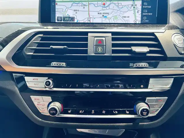 ＢＭＷ Ｘ３ xDrive20d Xライン 大阪府 2021(令3)年 3万km ミネラルホワイト 純正ナビ/TV/360度カメラ/applecarplay/HUD/ACC/純正19インチAW/LEDヘッドライト/電動リアゲート/ブラインドスポット/クリアランスソナー/ワイヤレス充電/ルーフレール/茶革/パワーシート/Dシートメモリ/シートヒーター