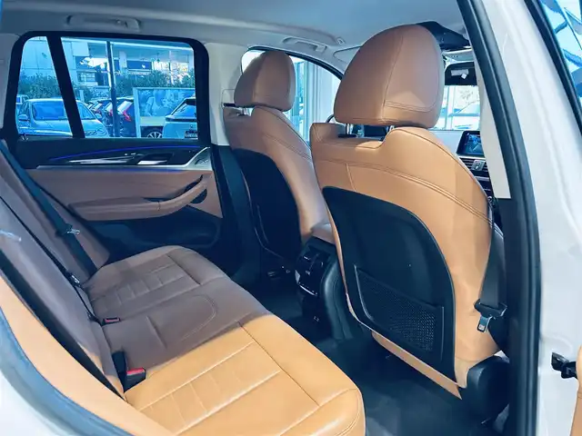 ＢＭＷ Ｘ３ xDrive20d Xライン 大阪府 2021(令3)年 3万km ミネラルホワイト 純正ナビ/TV/360度カメラ/applecarplay/HUD/ACC/純正19インチAW/LEDヘッドライト/電動リアゲート/ブラインドスポット/クリアランスソナー/ワイヤレス充電/ルーフレール/茶革/パワーシート/Dシートメモリ/シートヒーター