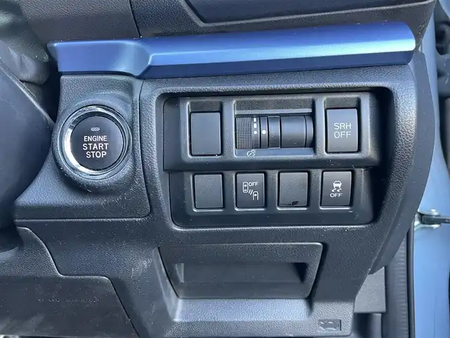 スバル ＸＶ ハイブリッド アドバンス 山梨県 2019(平31)年 4.5万km クールグレーカーキ ４WD/ルーフレール/純正メモリナビ/Bluetooth接続/CD/DVD/フルセグTV/USB入力端子/前席パワシート/純正１８インチアルミホイール/コーナーセンサー/横滑り防止装置/衝突被害軽減システム