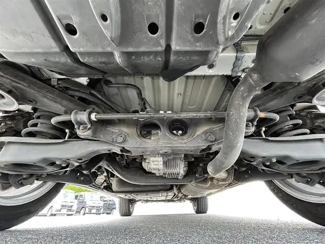 レクサス ＲＸ 450h バージョンL 山形県 2016(平28)年 6.8万km ソニッククォーツ ・4WD/・純正SDナビ/・CD/DVD/BD/SD/BT/フルセグ/・パノラミックビューモニター/・ビルトインETC2.0/・防眩インナーミラー/・レクサスセーフティシステム＋/・プリクラッシュセーフティ/・レーンキープアシスト/・アダプティブクルーズコントロール/・クリアランスソナー/・横滑り防止装置/・ブラインドスポットモニター/・ヘッドアップディスプレイ/・パワーバックドア/・100V電源/・オートマチックハイビーム/・LEDヘッドライト/・オートライト/・レザーシート/・全席シートヒーター/・D+N席シートエアコン/・全席パワーシート/・ステアリングヒーター/・純正20インチAW/・純正フロアマット/・プッシュスタート/・スマートキー/・保証書/・取扱説明