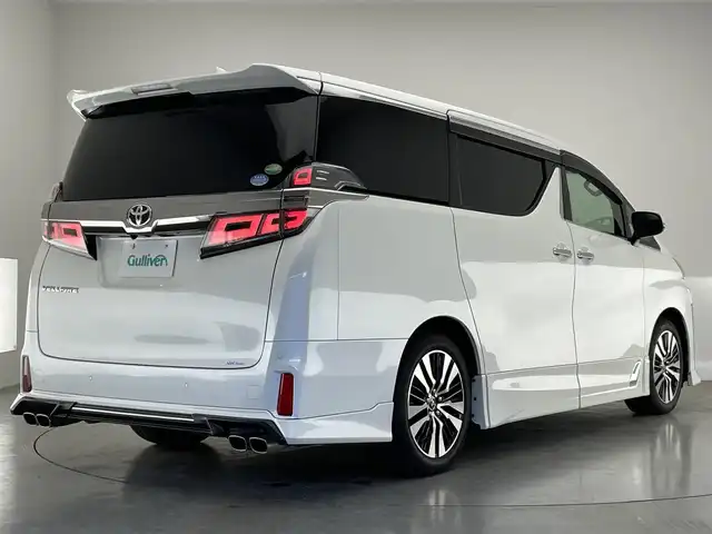 トヨタ ヴェルファイア Z Gエディション 愛知県 2018(平30)年 3.4万km ホワイトパールクリスタルシャイン 純10型SDナビ/フルセグTV/バックカメラ/TRDエアロパーツ/TRD4本出スポーツマフラー/ムーンルーフ/ETC2.0/ドラレコ/両側パワスラ/デジタルインナーミラー/BSM/パワーバックドア/黒レザー/エアシート/シートヒーター/TVキャンセラー/ハンドルヒーター/追従クルコン/LEDヘッドライト/オートハイビーム/フォグランプ/衝突軽減/カーテンエアバッグ/禁煙車/電子パーキング/ブレーキホールド