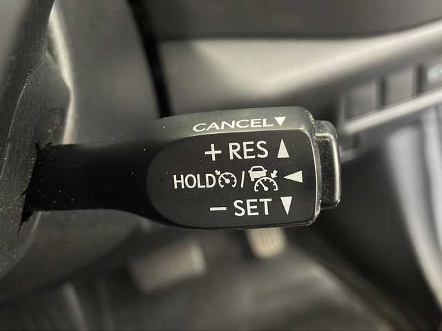 トヨタ Ｃ－ＨＲ G－T 長野県 2017(平29)年 6.6万km コバルトブルーメタリック 4WD/寒冷地仕様/ターボ/アルパイン　ビックX/（フルセグ/Bluetooth/CD/DVD）/バックカメラ/ビルトインETC/衝突軽減ブレーキ/車線逸脱防止/レーダークルーズコントロール/前後コーナーセンサー/ブラインドスポットモニター/電動パーキングブレーキ/前席シートヒーター/ハーフレザーシート/ハロゲンライト/ヘッドライトレベライザー/オートライト/オートマチックハイビーム/スマートキー