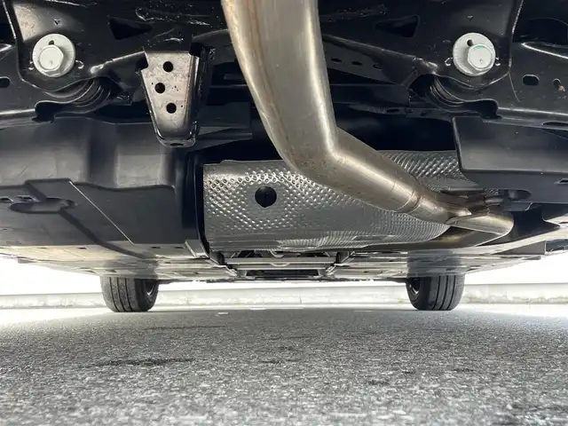 トヨタ プリウス X 滋賀県 2024(令6)年 0.8万km スーパーホワイトⅡ 社外ナビ/(Bluetooth/CD/DVD/AM/FM)/トヨタセーフティーセンス/・プリクラッシュセーフティ/・レーダークルーズコントロール/・標識認識/・オートハイビーム/LEDオートライト/電動パーキング/ブレーキホールド/ビルトインETC/ドライブレコーダー/電動格納ミラー/USB/100V電源