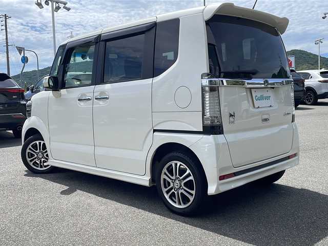 ホンダ Ｎ ＢＯＸ カスタム G SSパッケージ 愛知県 2014(平26)年 5.6万km パール 純正ナビ/・BT/・USB/・HDMI/CTBA/ドラレコ/カーテンエアバック/バックカメラ/ウインカーミラー/ステアリングスイッチ/ETC/オートライト