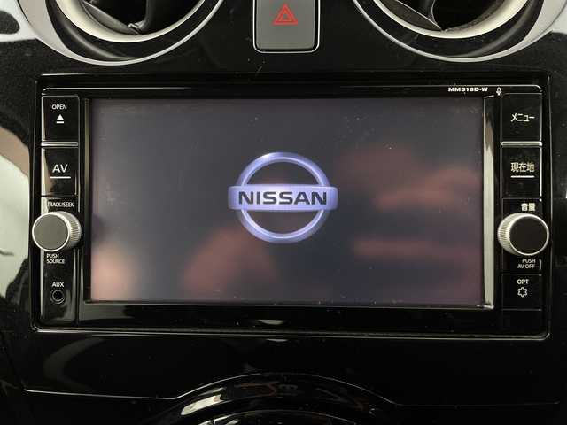 日産 ノート e－パワー X 新潟県 2018(平30)年 9.2万km ブリリアントシルバー エマージェンシーブレーキ/ワンオーナー/純正SDナビ/　　CD/DVD/AM/FM/フルセグ/BT/インテリジェンスクルーズ/オートライト/純正15インチアルミホイール付/ステアリングスイッチ/電動格納ミラー/フロアマット/ドアバイザー/スマートキー/ETC