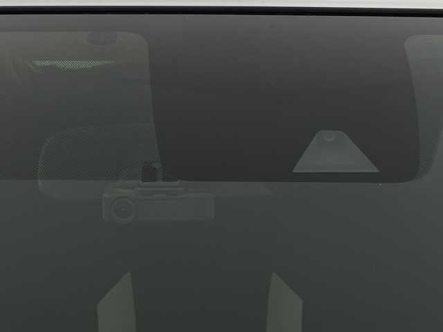 日産 ノート e－パワー X 新潟県 2018(平30)年 9.2万km ブリリアントシルバー エマージェンシーブレーキ/ワンオーナー/純正SDナビ/　　CD/DVD/AM/FM/フルセグ/BT/インテリジェンスクルーズ/オートライト/純正15インチアルミホイール付/ステアリングスイッチ/電動格納ミラー/フロアマット/ドアバイザー/スマートキー/ETC