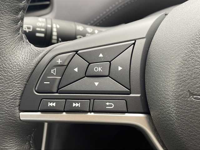 日産 セレナ ハイウェイスター V 千葉県 2022(令4)年 2.5万km ダイヤモンドブラック 純正SDナビ/フルセグTV/Bluetooth/CD/DVD/バックカメラ/社外フリップダウンモニター/前側ドライブレコーダー/ETC/両側パワースライドドア/プロパイロット/追従クルーズコントロール/レーンキープアシスト/衝突軽減ブレーキ/ステアリングリモコン/LEDヘッドライト
