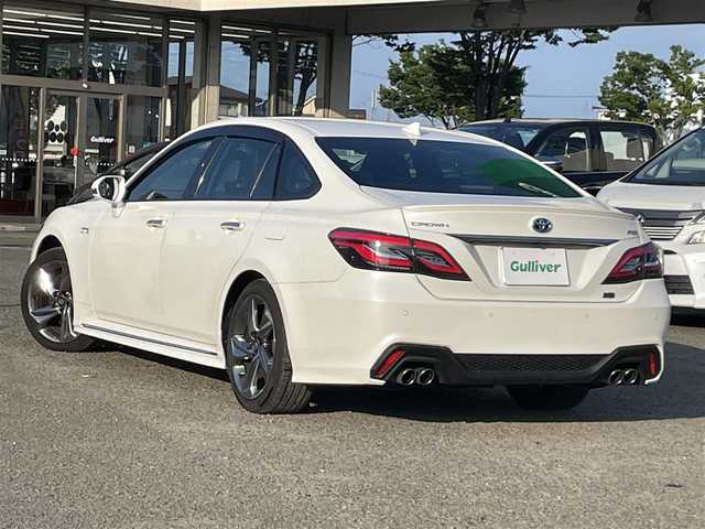 トヨタ クラウン ハイブリッド RS アドバンス 宮城県 2018(平30)年 6.9万km ホワイトパールクリスタルシャイン 純正ナビ/レーダークルーズコントロール/レーンキープアシスト/プリクラッシュセーフティ/ヘッドアップディスプレイ/ブラインドスポットモニター　/クリアランスソナー/横滑り防止装置/オートハイビーム/フルセグＴＶ/DVD/FM/AM/USB/Bluetooth/前席パワーシート/ETC/純正フロアマット