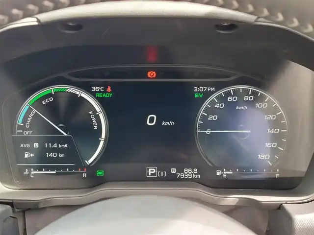 スバル クロストレック プレミアムS:HEV EX 東京都 2025(令7)年 0.8万km クリスタルホワイトP ワンオーナー/純正ナビ/ドライブレコーダー/ETC2.0/アイサイト/シートヒーター/サンルーフ/LEDヘッドライト/コーナーセンサー/純正アルミホイール/本革シート/シートヒーター/新車保証書/取扱説明書