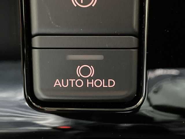 三菱 デリカＤ：５ シャモニー 神奈川県 2025(令7)年 0.1千km 黒 登録済未使用車/4WD/ディーゼルターボ/社外アルパインD:5専用11型メモリーナビゲーション【EX11NX】/社外アルパイン12.8型後席用モニター【RXH12X-L】/フルセグ　CD DVD　Bluetooth　USB　AUX　HDMI　SD　Androidauto　Applecarplay/アラウンドビューモニター【自動防眩ミラー】/バックカメラ【ナビ】/両側電動スライドドア/パワーバックドア/e-アシスト/衝突被害軽減ブレーキシステム/車線逸脱警報システム/レーダークルーズコントロール/オートマチックハイビーム/誤発進抑制機能/後側方車両検知警報システム/後退時車両検知警報システム/ブラックスエード/合皮コンビシート/前席シートヒーター/運転席パワーシート/革巻きステアリング/パドルシフト/ステアリングヒーター/アルミペダル/電動パーキングブレーキ/オートブレーキホールド/ECO/プッシュスタート/スマートキー/LEDヘッドランプ/LEDポジションランプ/LEDフロントフォグランプ/オートライト/純正18インチアルミホイール/純正サイドスポイラー/取説　保証書　スペアキー