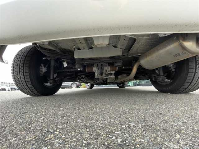 ホンダ フリード＋ ハイブリット G ホンダセンシング 京都府 2016(平28)年 5万km ホワイトオーキッドパール 純正ナビ〔VXM-175VFNi〕/　・フルセグＴＶ/　・CD/DVD再生/　・Bluetooth接続/　・SDミュージックサーバー/　・USB/　・AM/FMラジオ/バックカメラ/ETC/ドライブレコーダー/両側パワースライドドア/ハーフレザーシート/シートヒーター/純正15インチアルミ/LEDヘッドライト/プッシュスタート/スマートキー/保証書/整備記録簿/取扱説明書