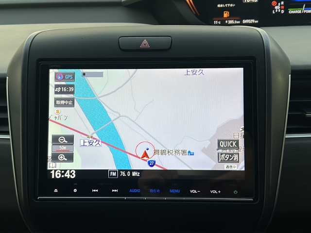 ホンダ フリード＋ ハイブリット G ホンダセンシング 京都府 2016(平28)年 5万km ホワイトオーキッドパール 純正ナビ〔VXM-175VFNi〕/　・フルセグＴＶ/　・CD/DVD再生/　・Bluetooth接続/　・SDミュージックサーバー/　・USB/　・AM/FMラジオ/バックカメラ/ETC/ドライブレコーダー/両側パワースライドドア/ハーフレザーシート/シートヒーター/純正15インチアルミ/LEDヘッドライト/プッシュスタート/スマートキー/保証書/整備記録簿/取扱説明書