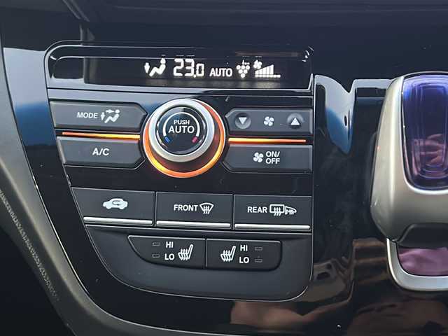 ホンダ フリード＋ ハイブリット G ホンダセンシング 京都府 2016(平28)年 5万km ホワイトオーキッドパール 純正ナビ〔VXM-175VFNi〕/　・フルセグＴＶ/　・CD/DVD再生/　・Bluetooth接続/　・SDミュージックサーバー/　・USB/　・AM/FMラジオ/バックカメラ/ETC/ドライブレコーダー/両側パワースライドドア/ハーフレザーシート/シートヒーター/純正15インチアルミ/LEDヘッドライト/プッシュスタート/スマートキー/保証書/整備記録簿/取扱説明書