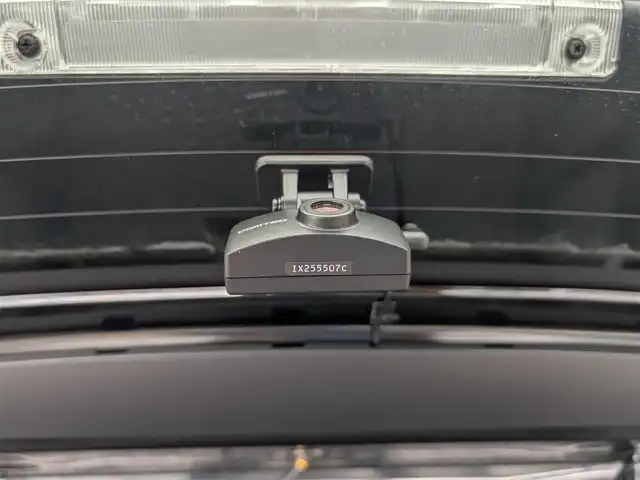 トヨタ ヤリスクロス G 福井県 2020(令2)年 1.9万km ブラックマイカ ワンオーナー車/純正18インチAW/４WD/LEDヘッドライト/Fフォグ/寒冷地仕様/全車速追従機能付クルーズコントロール/前後コーナーセンサー/前後ドライブレコーダー/ビルトインETC/SOSボタン/純正メモリナビ/衝突被害軽減システム/レーンキープアシスト/横滑り防止装置/盗難防止装置/オートホールド/純正フロアマット/スマートキー/ダブル＋サイドエアバッグ/カーテンエアバッグ