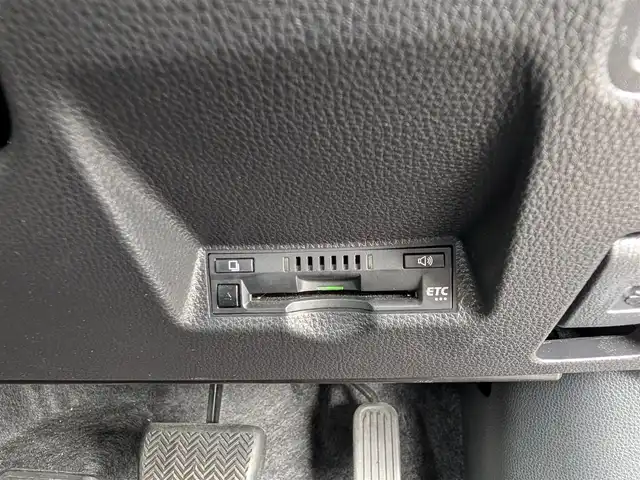 トヨタ ヤリスクロス G 福井県 2020(令2)年 1.9万km ブラックマイカ ワンオーナー車/純正18インチAW/４WD/LEDヘッドライト/Fフォグ/寒冷地仕様/全車速追従機能付クルーズコントロール/前後コーナーセンサー/前後ドライブレコーダー/ビルトインETC/SOSボタン/純正メモリナビ/衝突被害軽減システム/レーンキープアシスト/横滑り防止装置/盗難防止装置/オートホールド/純正フロアマット/スマートキー/ダブル＋サイドエアバッグ/カーテンエアバッグ