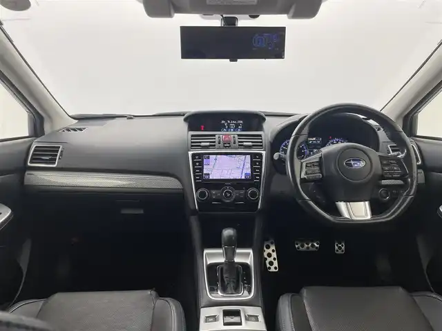 スバル レヴォーグ 1．6GT－S アイサイト 群馬県 2015(平27)年 6.4万km スティールブルーグレーM 本革シート/（運転席シートポジションメモリー機能/フロントシートヒーター）/サテンメッキドアミラー/－－－－－－－/純正7インチメモリナビ/（BT/フルセグTV/CD/DVD/HDMI/ipod/memory　music/AM/FM）/－－－－－－－－－－－－/純正ナビ　バックカメラ　黒本革シート　シートヒーター／ポジションメモリー機能付き　ＢＩＬＳＴＥＩＮ製ダンパー　サテンメッキドアミラー　アイサイトＶｅｒ３　４ＷＤ　スマートキー　ＬＥＤライナー　禁煙車