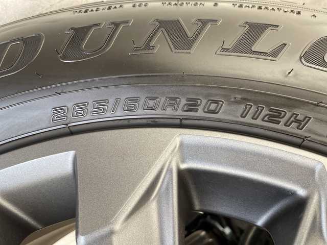 トヨタ ランドクルーザー ２５０ ZX 愛知県 2024(令6)年 0.7万km オレンジⅡ トヨタセーフティセンス/純正14型ディズプレイオーディオナビ/JBLプレミアムサウンド/三眼LEDヘッドライト/全方位カメラ/サンルーフ/レザーシート/レーダークルーズコントロール/シートヒーター/エアシート/バックカメラ/電動リアゲート/パワーシート/ヘッドアップディスプレイ/コーナーセンサー/純正アルミホイール/ルーフレール/ETC/ブラインドスポットモニター/４WD/LEDヘッドライト/パドルシフト/ステアリングヒーター/インテリジェントミラー/リアオートエアコン/レーンキープアシスト/オートマチックハイビーム/ワイヤレス充電機/フルセグ/Bluetooth/衝突軽減システム/ステアリングスイッチ/スマートキー/プッシュスタート