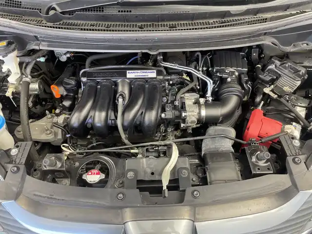 ホンダ フリード G 三重県 2019(平31)年 5.5万km プレミアムスパークルブラックパール /禁煙車　//片側パワースライドドア　//純正ナビ　//ＥＴＣ　//バックカメラ　//ステアリングリモコン　//ＣＤ／ＤＶＤ／ＢＴ／ＭＳＶ　//スマートキー　//電動格納ミラー　//フルセグＴＶ