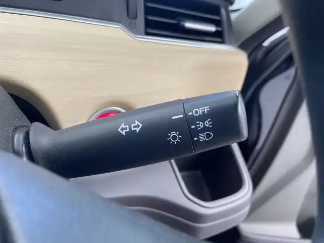 ホンダ フリード G 三重県 2019(平31)年 5.5万km プレミアムスパークルブラックパール /禁煙車　//片側パワースライドドア　//純正ナビ　//ＥＴＣ　//バックカメラ　//ステアリングリモコン　//ＣＤ／ＤＶＤ／ＢＴ／ＭＳＶ　//スマートキー　//電動格納ミラー　//フルセグＴＶ