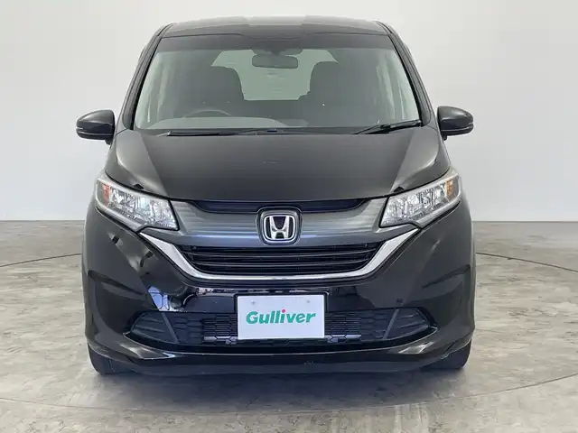 ホンダ フリード G 三重県 2019(平31)年 5.5万km プレミアムスパークルブラックパール /禁煙車　//片側パワースライドドア　//純正ナビ　//ＥＴＣ　//バックカメラ　//ステアリングリモコン　//ＣＤ／ＤＶＤ／ＢＴ／ＭＳＶ　//スマートキー　//電動格納ミラー　//フルセグＴＶ