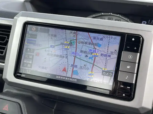 ダイハツ ウェイク G ターボ SA Ⅲ 滋賀県 2018(平30)年 6.6万km パールホワイトⅢ 純正ナビ/【CD.DVD.Bluetooth.フルセグTV】/全方位カメラ/衝突軽減ブレーキ/両側電動スライドドア/後席モニター/コーナーセンサー/ETC/LEDヘッドライト/オートハイビーム/オートライト/ステアリングスイッチ/アイドリングストップ/プッシュスタート/スマートキー